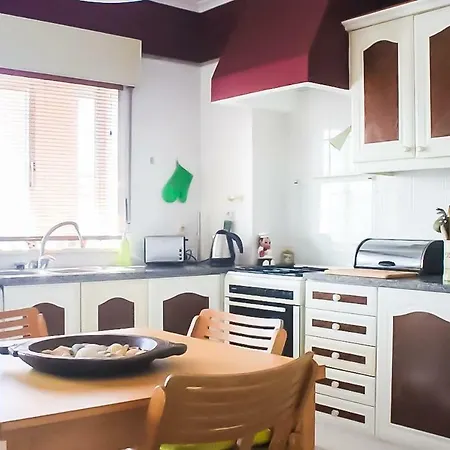 Apartment Heaven & Tasha